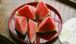 勺子吃瓜,揭秘网络热词背后的趣味与思考