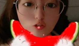 吃瓜的女生像猿猴,猿猴般的热情与好奇