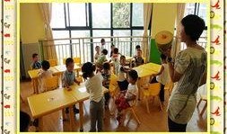 幼儿园宝宝吃哈密瓜,哈密瓜美食之旅