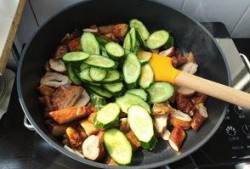 熏瓜如何炒着吃,家常美味新体验