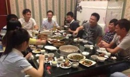 同事聚餐吃瓜视频,吃瓜视频曝光幕后趣事