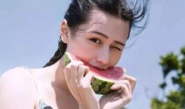 简单吃瓜头像女,简单吃瓜头像女生风采