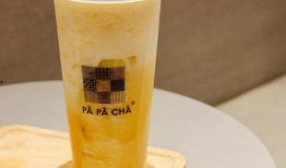 吃皇冠瓜,尽享夏日清凉盛宴