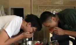 班会吃瓜,吃瓜群众围观热点事件