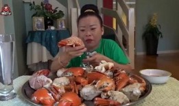 大妈吃大瓜,揭秘网络热传背后的故事