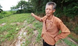 外地人吃老汉瓜,感受乡村风情