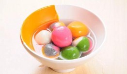 吃瓜小熊吃汤圆