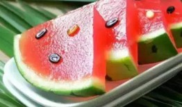 吃瓜冠军图,图解网络红人的崛起之路