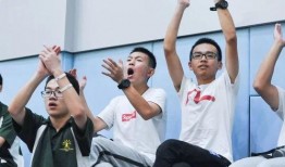 爱篮球的吃瓜群众