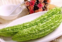 女子吃整个瓜,女子独吞整个西瓜的奇妙体验