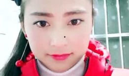 闺女吃蛋瓜,开启夏日清凉之旅